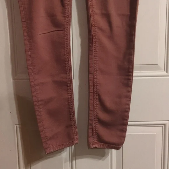 Miss Me Dusty Rose Signature Skinny Jeans - Low Rise Size 26 - Picture 2 of 15